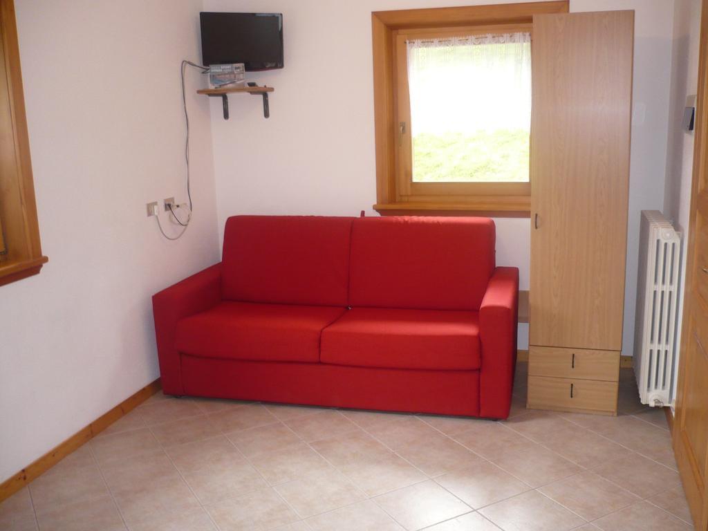 Apartamento Casa Gembre Livigno Habitación foto