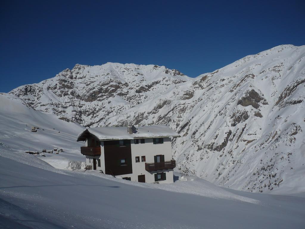 Apartamento Casa Gembre Livigno Habitación foto