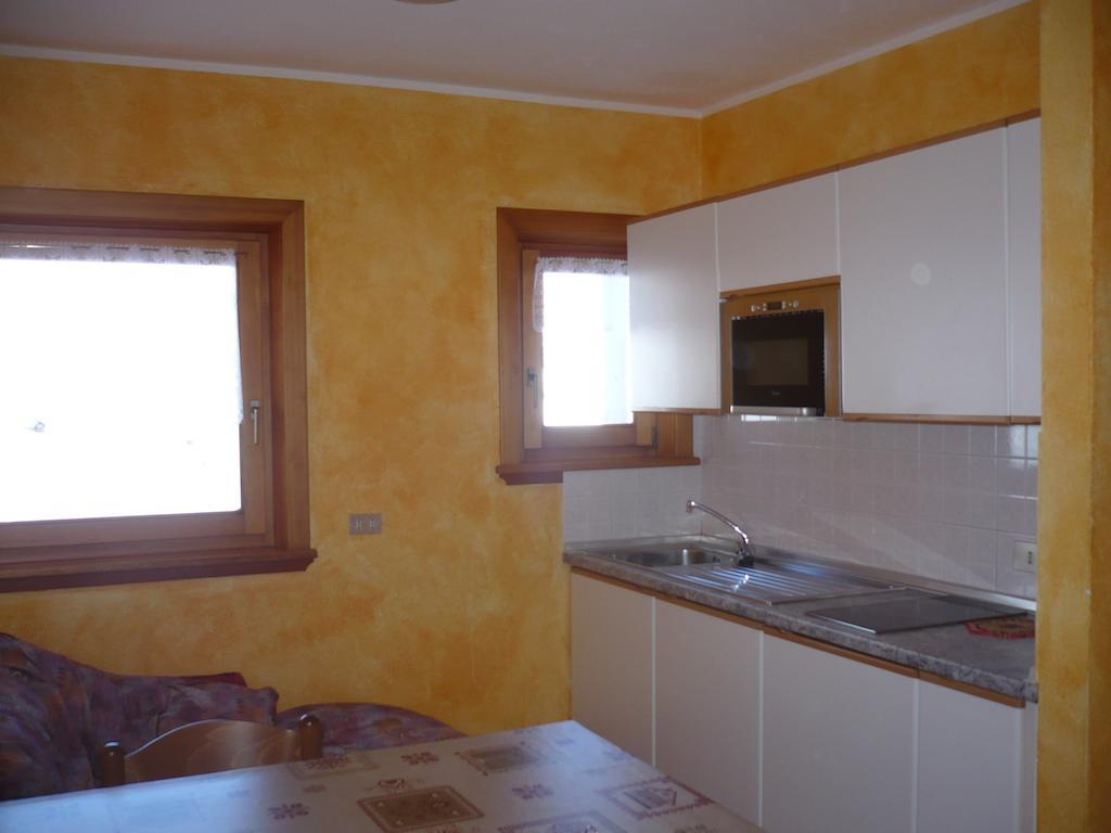 Apartamento Casa Gembre Livigno Habitación foto